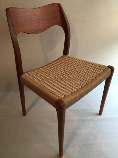 ＊ 71 Chair / J.L.Møllers Møbelfabrik （J.L.モラー社） / design : Niels O.Moller （ニルス O.モラー）