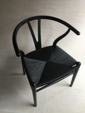 ＊ CH24 Y Chair / Carl Hansen & Son（カール・ハンセン＆サン社）design : Hans J.Wegner（ハンス J.ウェグナー）