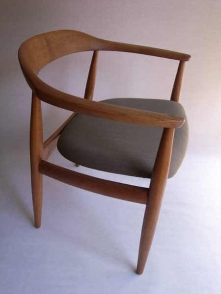 ＊Arm Chair / Niels eilersen（アイラ―セン社） / design : Illum Wikkelso（イルム・ヴィッケルソー）