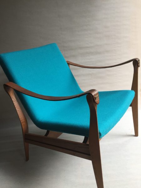＊ FH4305 Easy Chair / Fritz Hansen（フリッツ・ハンセン社） / design : Karen & Ebbe Clemmensen （カレン ＆ エベ・クレメンセン）