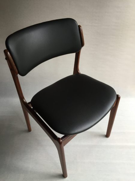 ＊ No.49 Dining Chair / O.D.Møbler（O.D.モブラー社） / design : Erik Buch （エリック・バック）