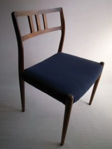 Niels O.Moller デザインの64ダイニングチェア 椅子の張り替え修理後
