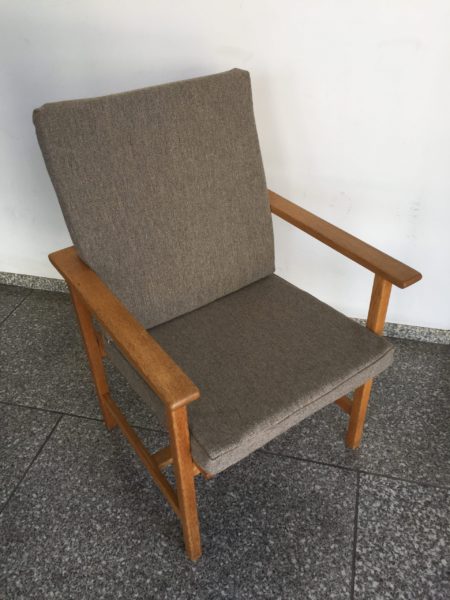 ＊ 2257 Personal Chair / FREDERICIA（フレデリシア社） / design : Borge Mogensen （ボーエ・モーエンセン）