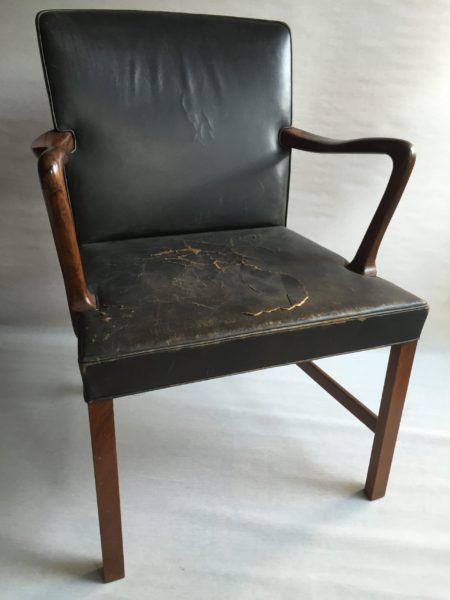 ＊ J3063 Arm Chair / A.J.iversen（A.J.イワセン社） / design : Ole Wanscher （オーレ・ヴァンシャー）
