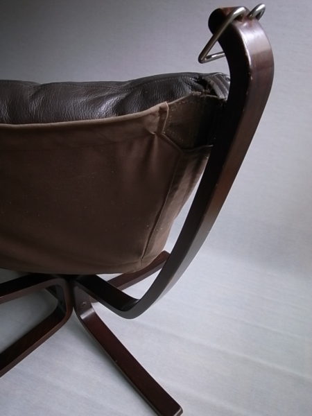 ＊ Falcon Chair / Vatne Møbler（バットネ社） / design : Sigurd Resell （シガード・レッセル）