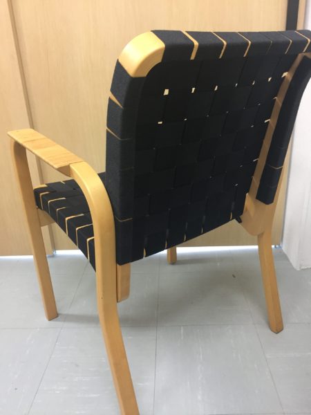 ＊ Arm Chair No.45 / artek （アルテック社） / design : Alvar Aalto（アルヴァ・アアルト）/ [case.1]