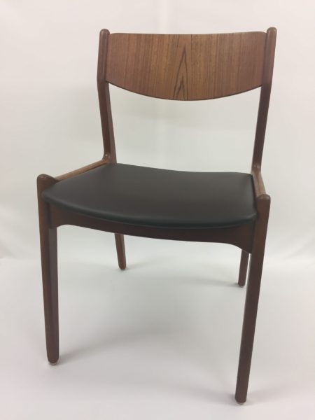 ＊ Dinning Chair / Farso Stolefabrik（ファルソーストールファブリック社） / desing : Poul Erik Jorgensen （ポール エリック・ヨルゲンセン）