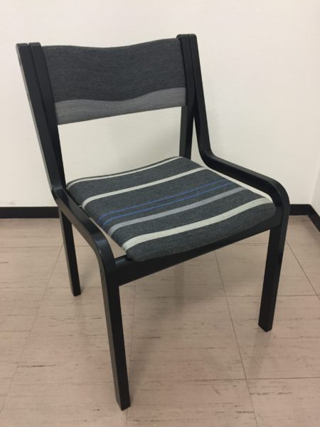 ＊ Kari Chair / Martela（マルテラ社） / design : Kari Asikainen （カリ・アシカイネン）