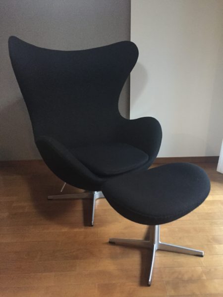 ＊ Egg Chair Ottoman / FRITZ HANSEN（フリッツ・ハンセン社）/ design : Arne Jacobsen （アルネ・ヤコブセン）
