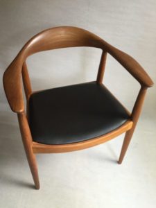 Hans.J.Wegner 椅子 PP503 生地張り替え修理